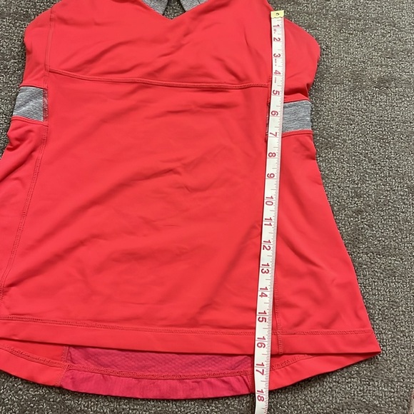Lululemon Push Your Limits Tank Size 6 - Picture 3 of 6
